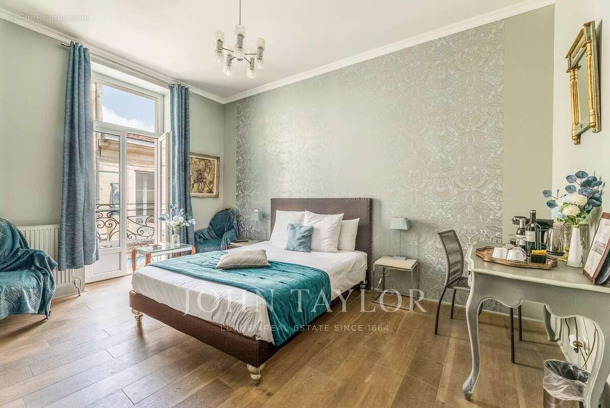 Commerce à BORDEAUX