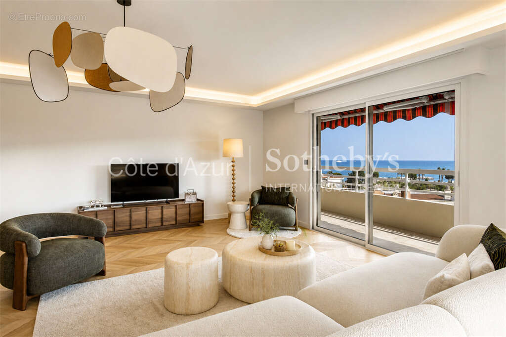 Appartement d'exception en dernier étage avec toit-terrasse et vue mer panoramique - photo 2