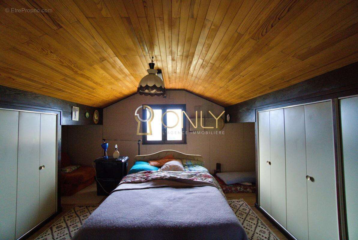 Maison à JASSANS-RIOTTIER