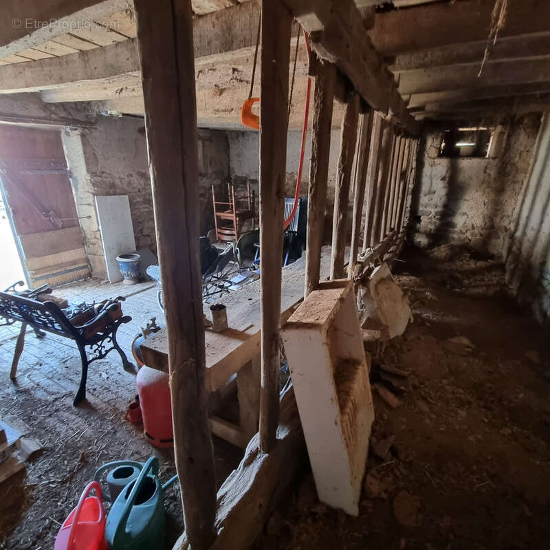 Maison à SAINTE-SEVERE-SUR-INDRE