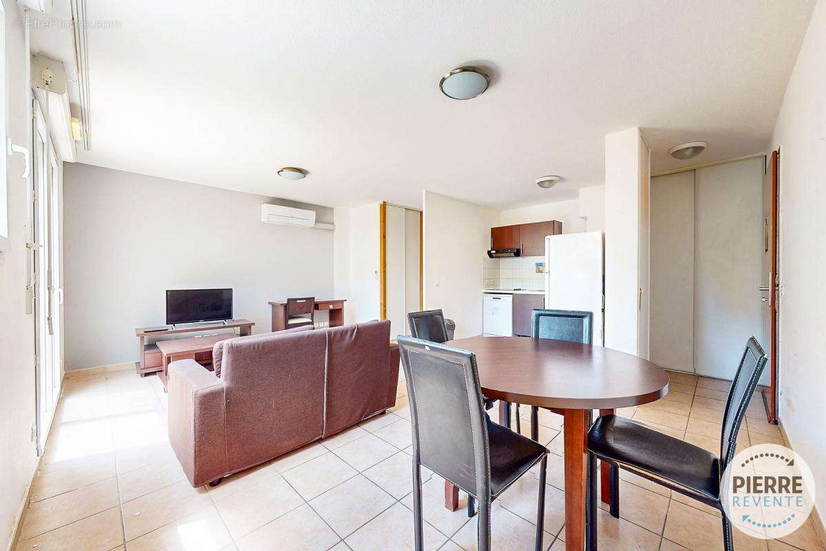 Appartement à SIX-FOURS-LES-PLAGES