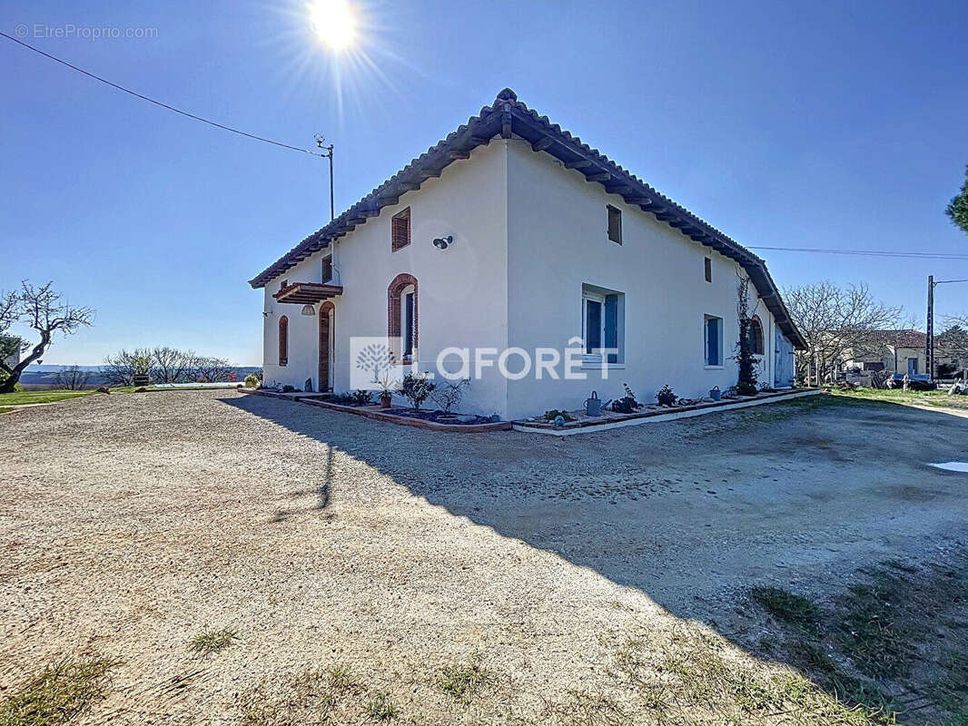 Maison à VILLEMUR-SUR-TARN