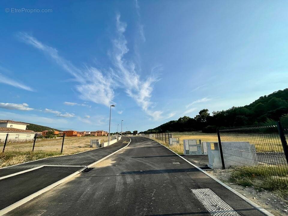 Terrain à SAINTE-CROIX-DE-QUINTILLARGUES