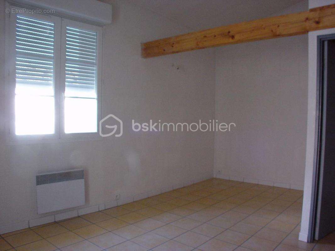 Appartement à LUNEL