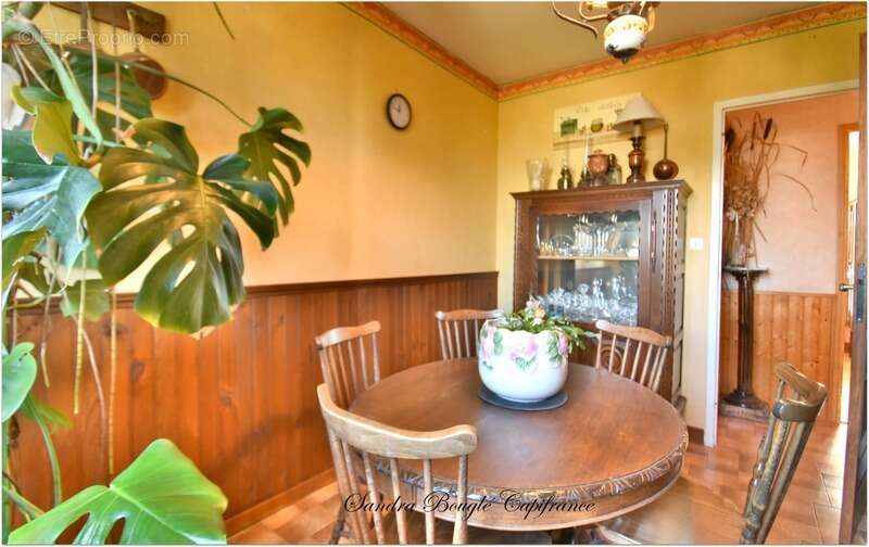 Maison à L&#039;HUISSERIE