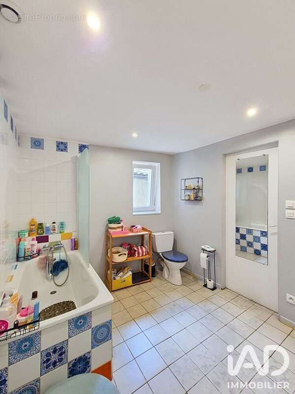Maison 78 m² à Nuaille-D'aunis  - photo 8