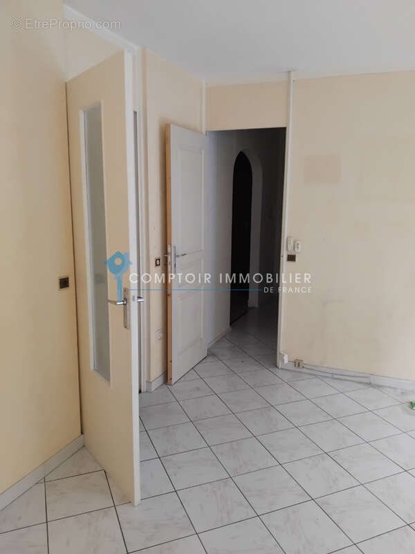 Appartement à SAINTE-FOY-LES-LYON