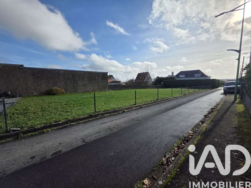 Photo 2 - Terrain à TRIEUX