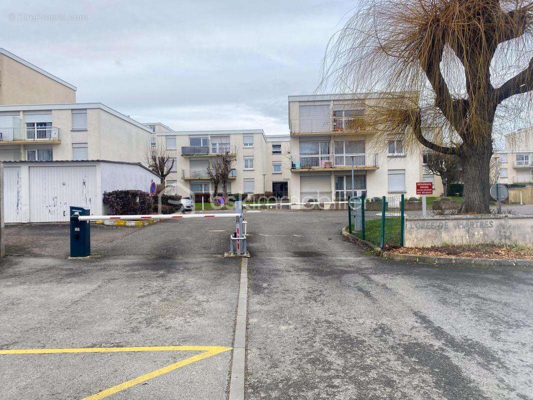 Parking à CHARTRES