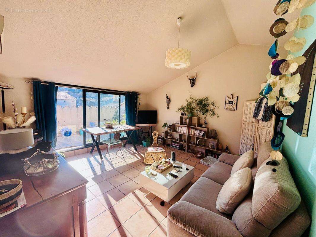 Appartement à AUBENAS