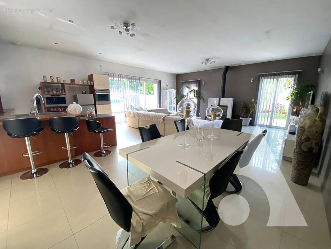 Maison à CREPY-EN-VALOIS