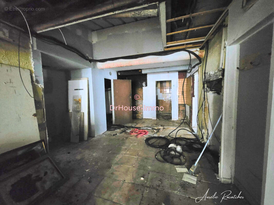 Commerce 110 m² à Dieppe  - photo 9