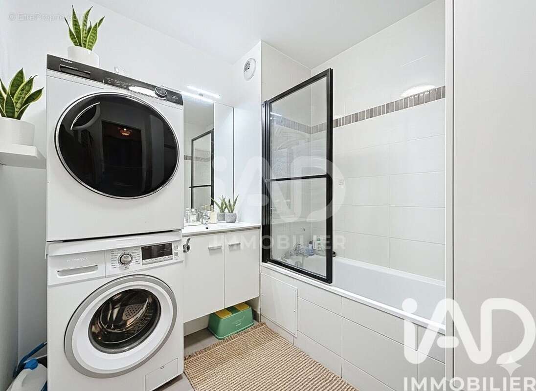 Photo 5 - Appartement à BUSSY-SAINT-GEORGES
