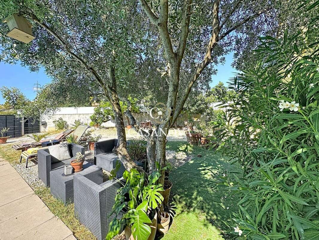 Villa indivuelle familiale avec jardin et piscine - photo 10