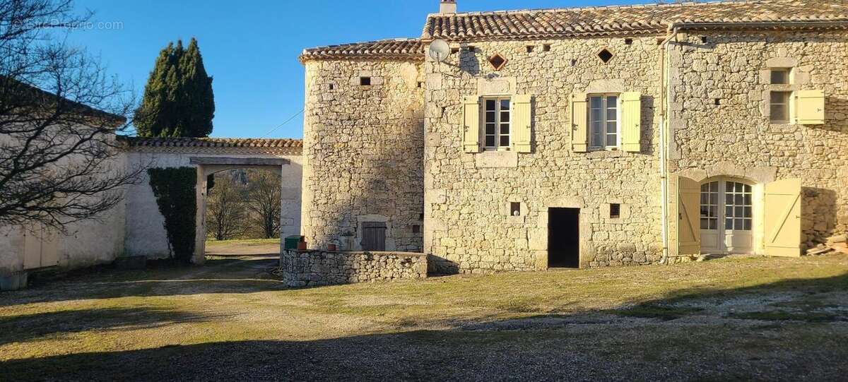 Maison à ROQUECOR