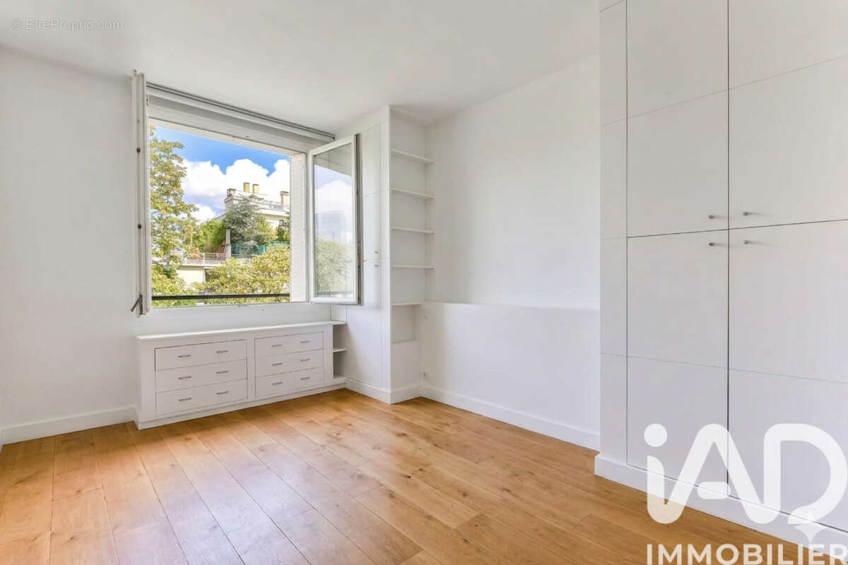 Photo 3 - Appartement à NEUILLY-SUR-SEINE