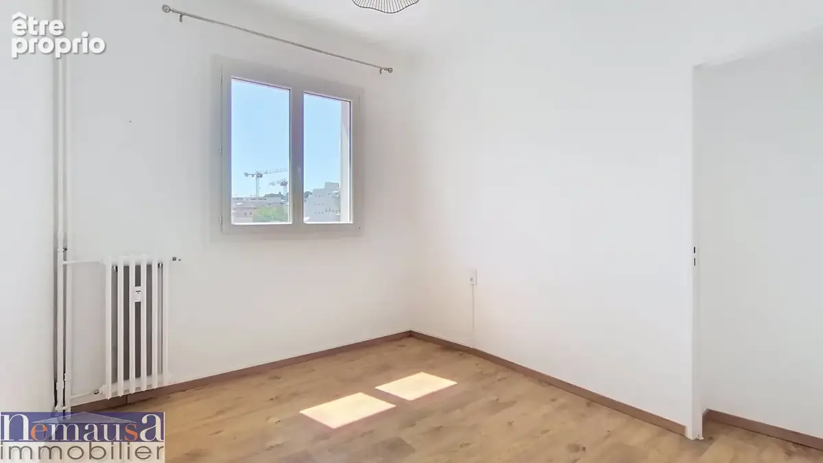 Nîmes jean jaurès, appartement p3 plein de charme de 71 m2 avec ascenseur , hauteur sous plafond de 2,89 m, - photo 11