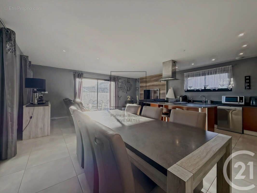 Maison à SAINT-HIPPOLYTE