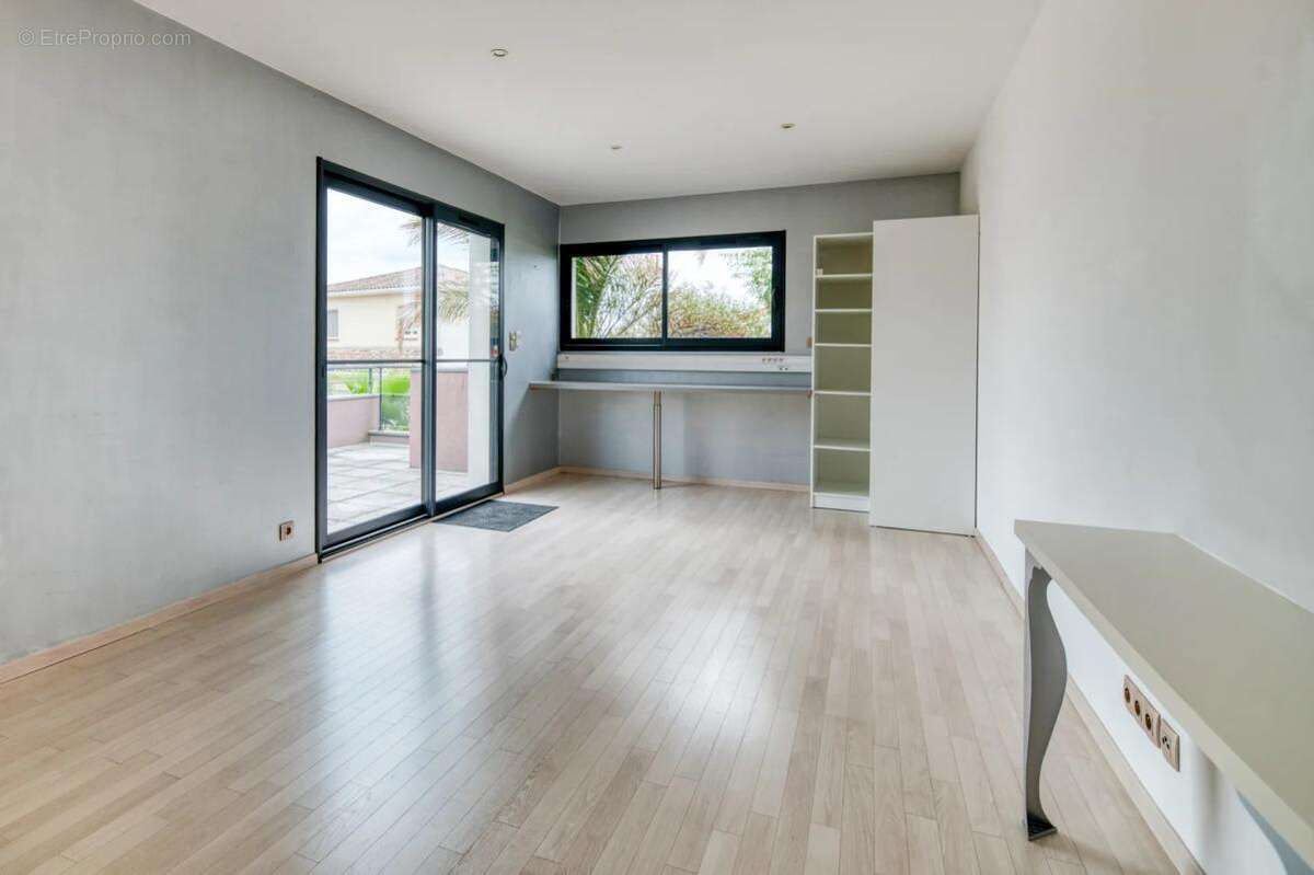 Maison de 5 pièces de 147 m² à Toulouse - photo 8
