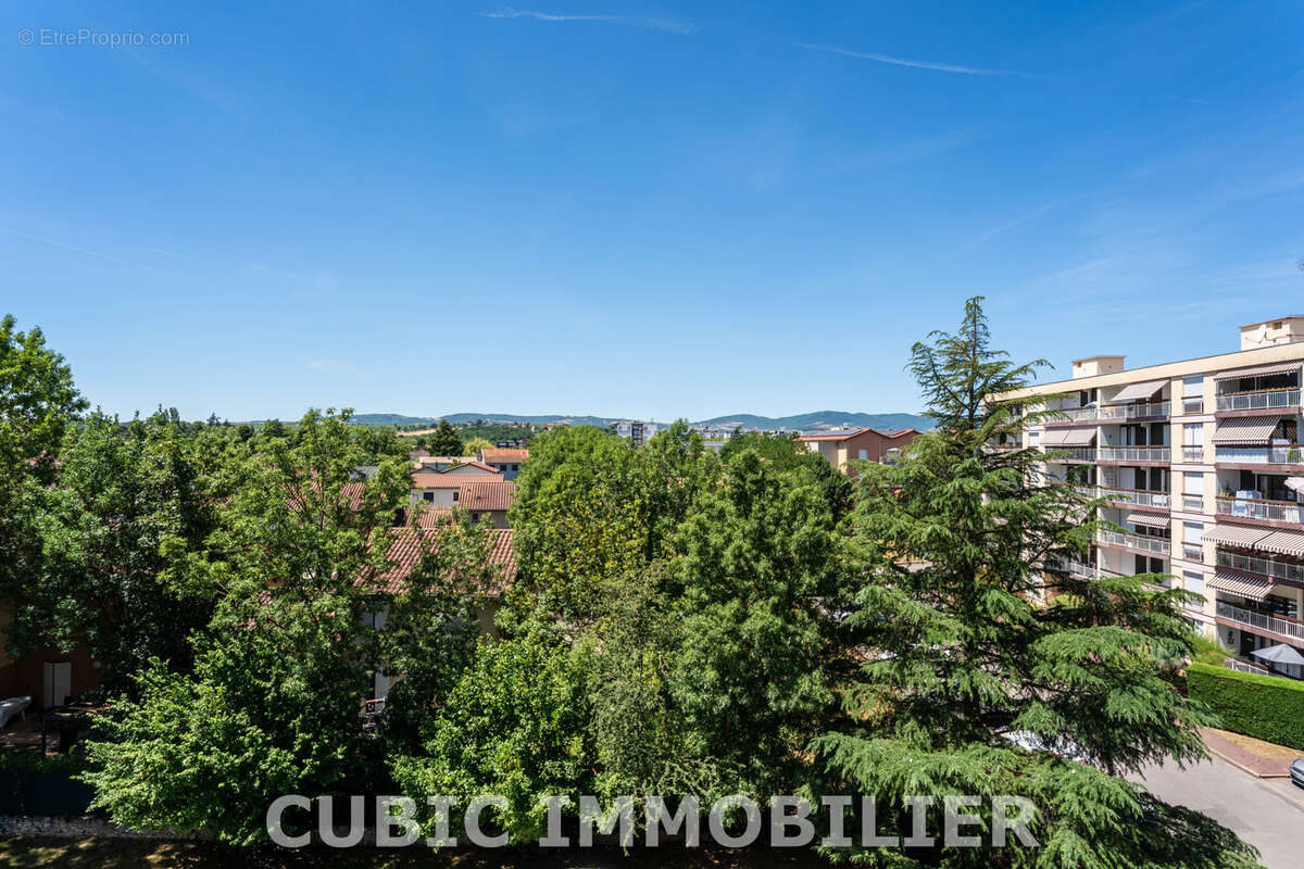 Appartement à LIMAS