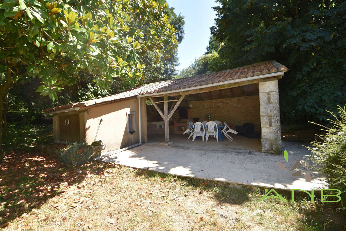 Maison à MAZEROLLES