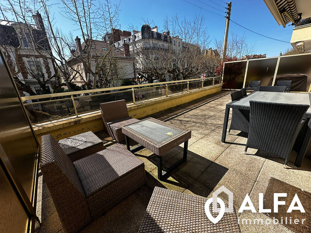 Appartement à ENGHIEN-LES-BAINS