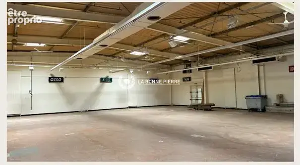 Immobilier Professionnel à vendre Pont-Sainte-Marie - photo 2