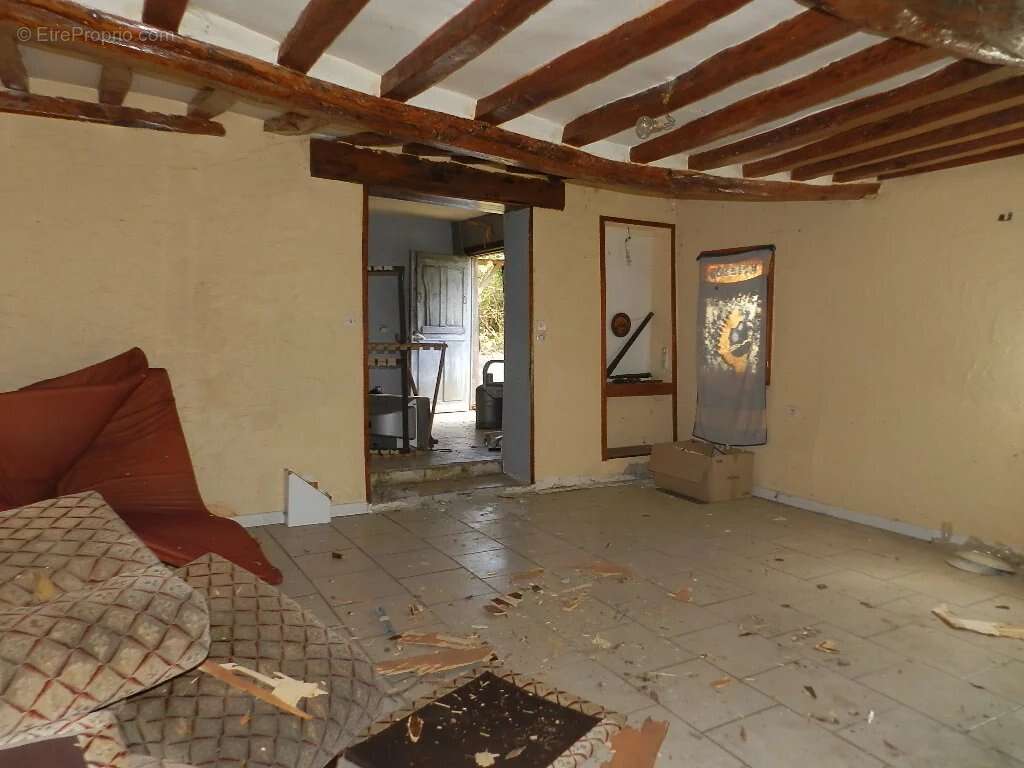 Maison à SAINT-PIERRE-SUR-DIVES