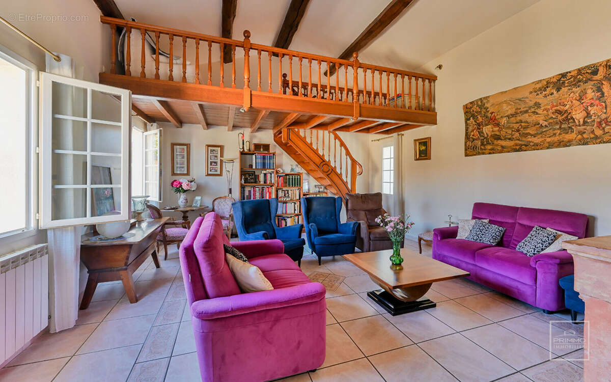 Maison à CHASSELAY