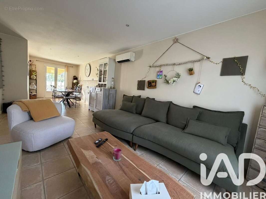 Photo 3 - Maison à SORGUES