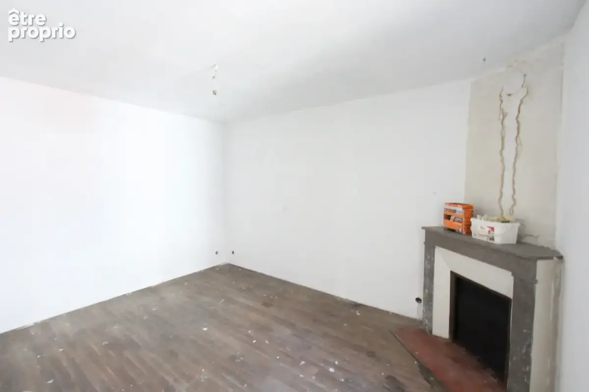 Idéal sans entretien, maison centre-ville avec cour et deux garages - photo 13