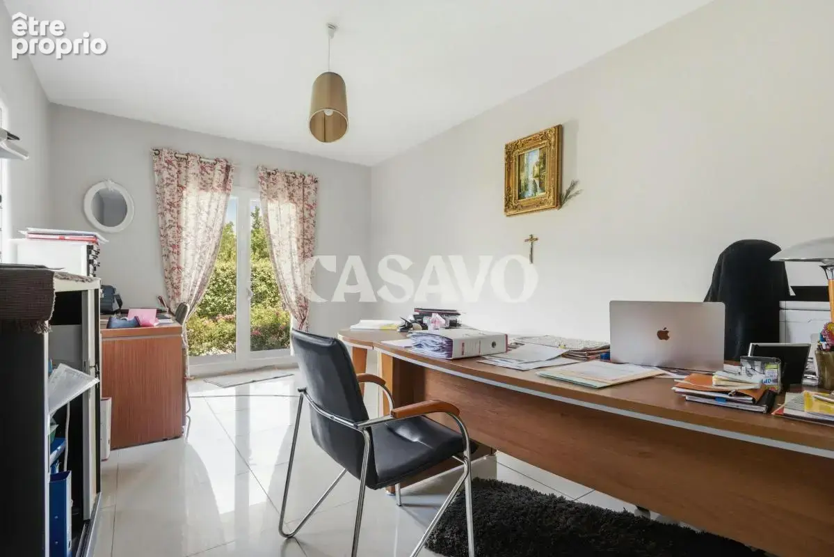 Vente Maison 6 pièces de 220m² - 13109 Simiane-Collongue - photo 25