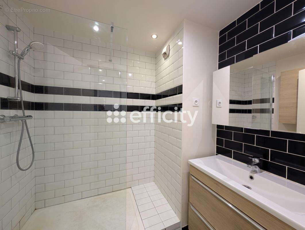 Appartement à EPINAY-SUR-SEINE