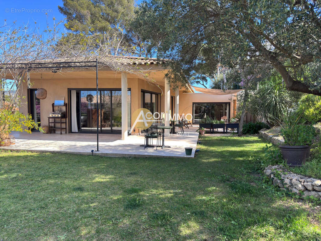 Maison à SANARY-SUR-MER