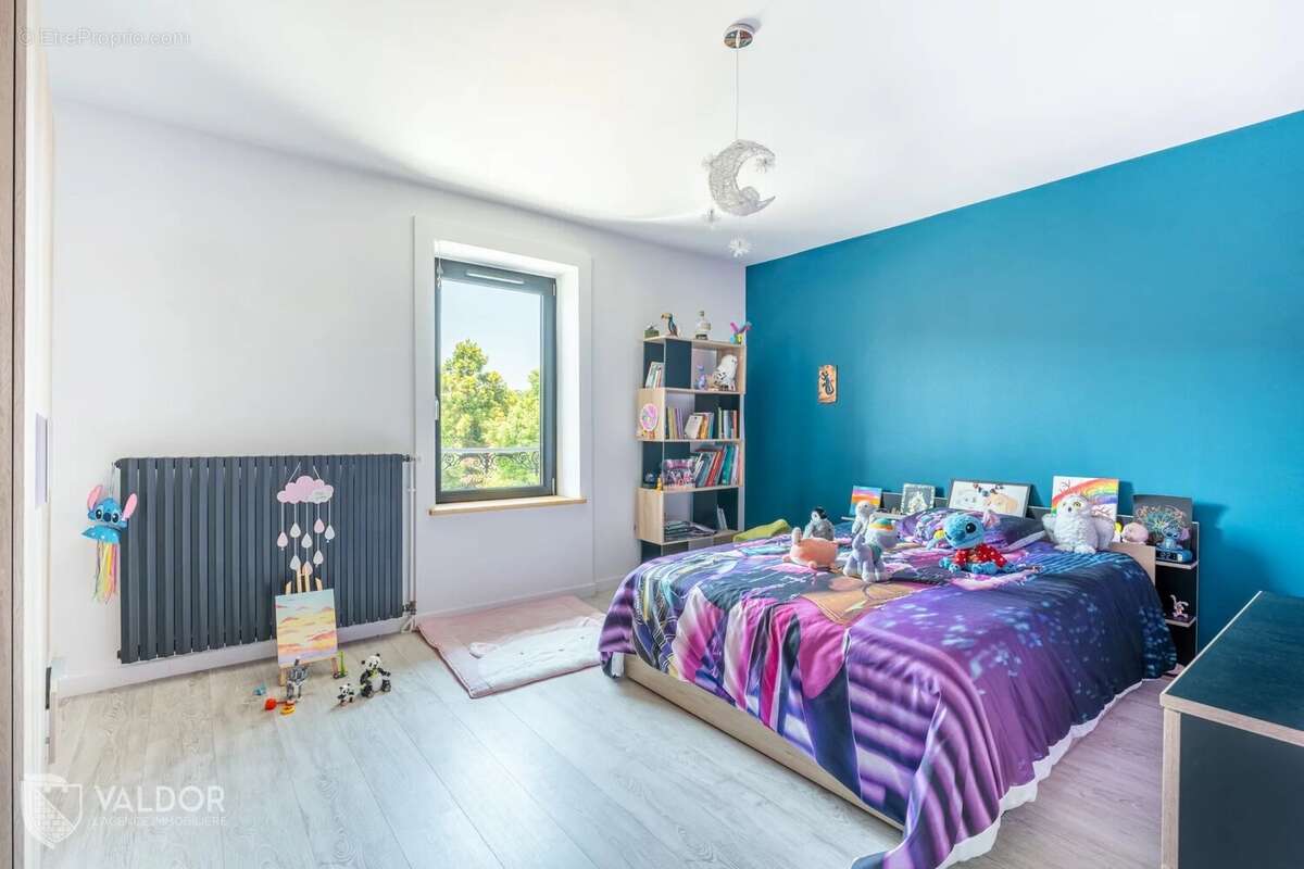 Maison à CORMORANCHE-SUR-SAONE