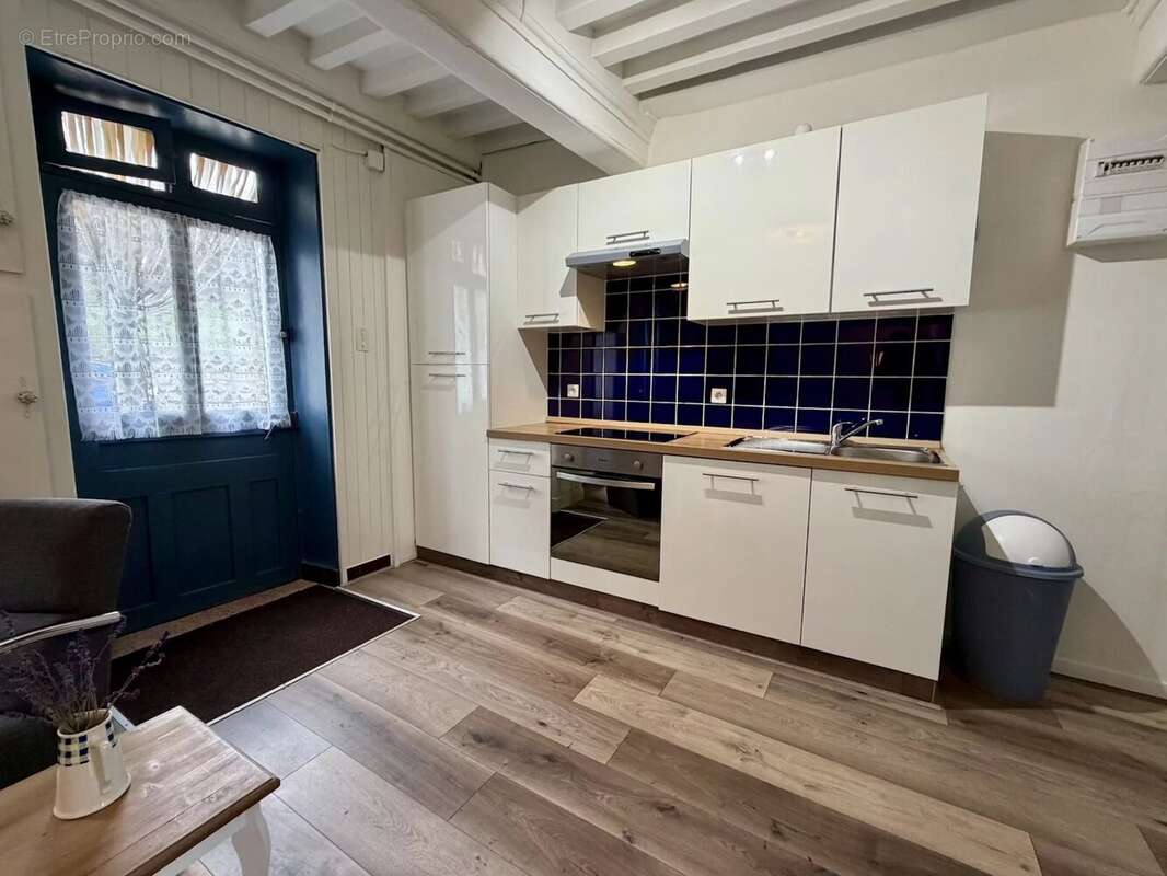 Maison à LUCENAY-L'EVEQUE