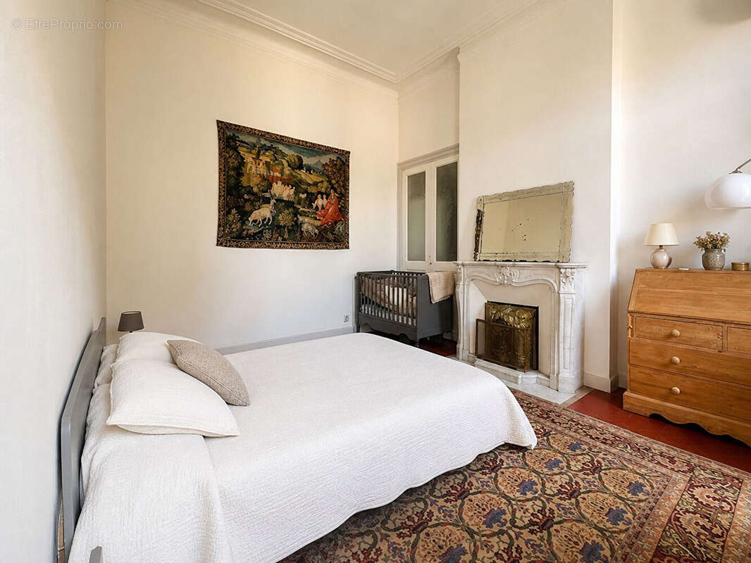 Appartement Marseille 4/5 pièce(s) 130 m2 - photo 8