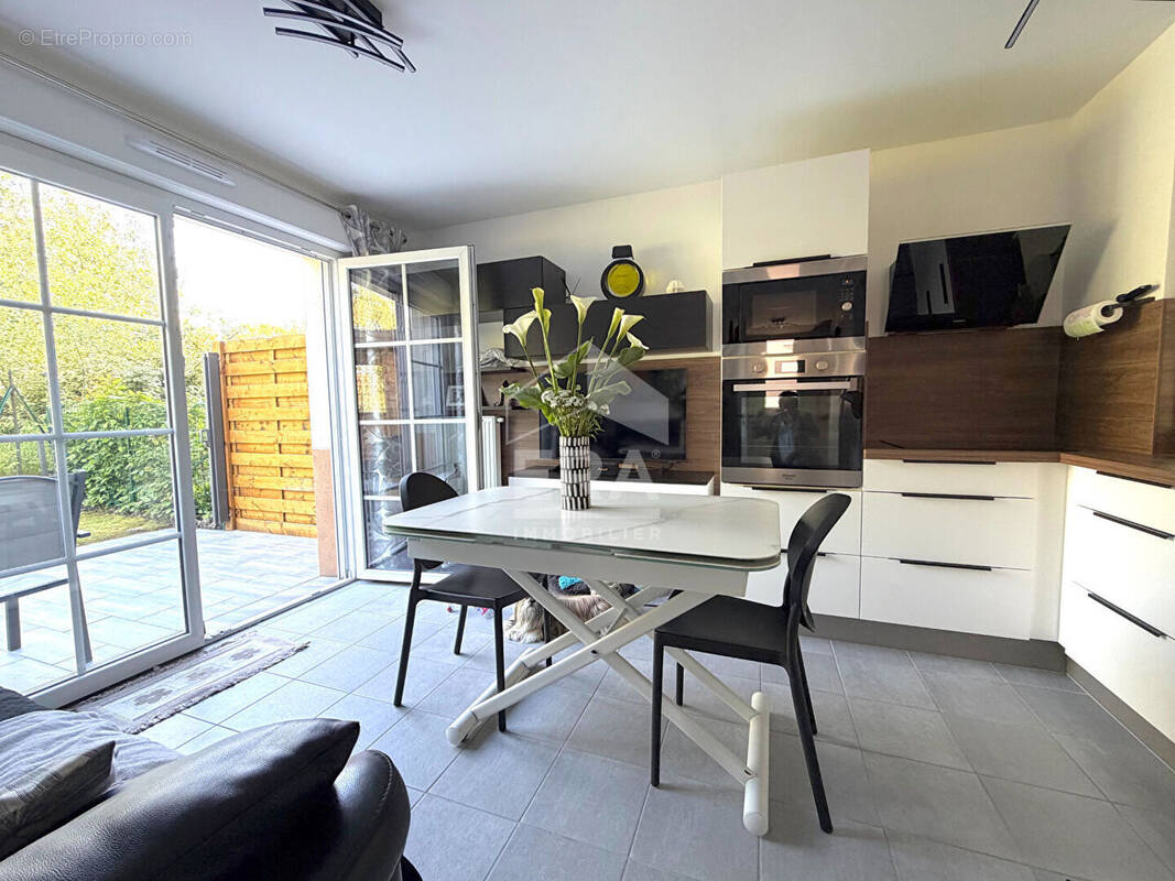 Maison à CAMIERS