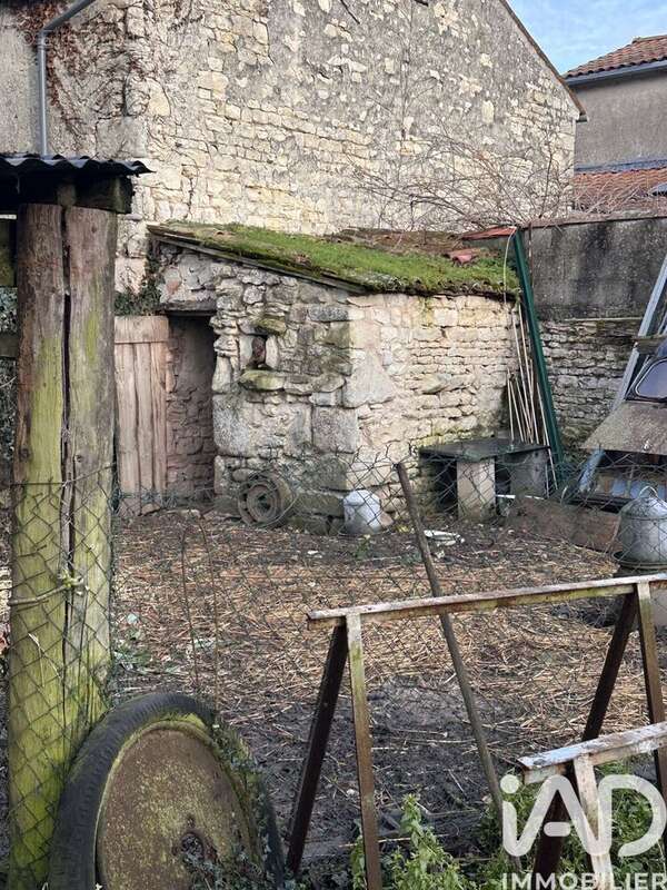 Photo 2 - Maison à VERINES