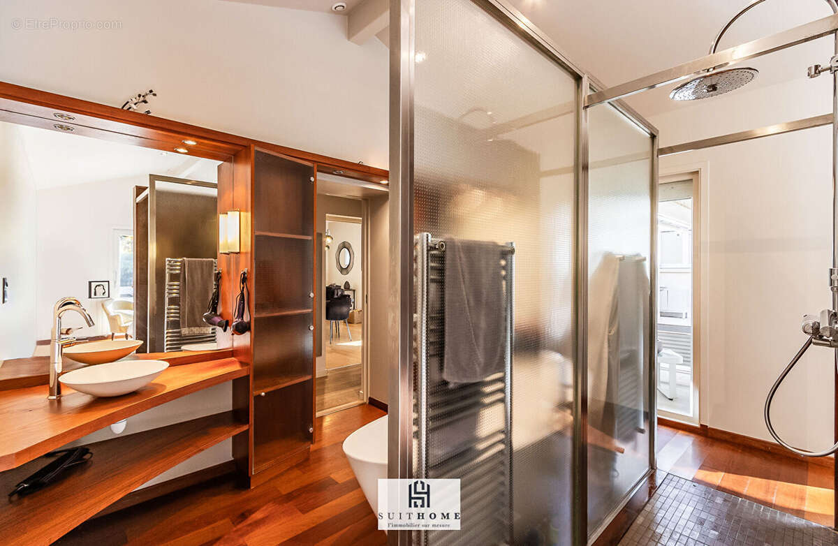 Maison à SAINT-DIDIER-AU-MONT-D'OR