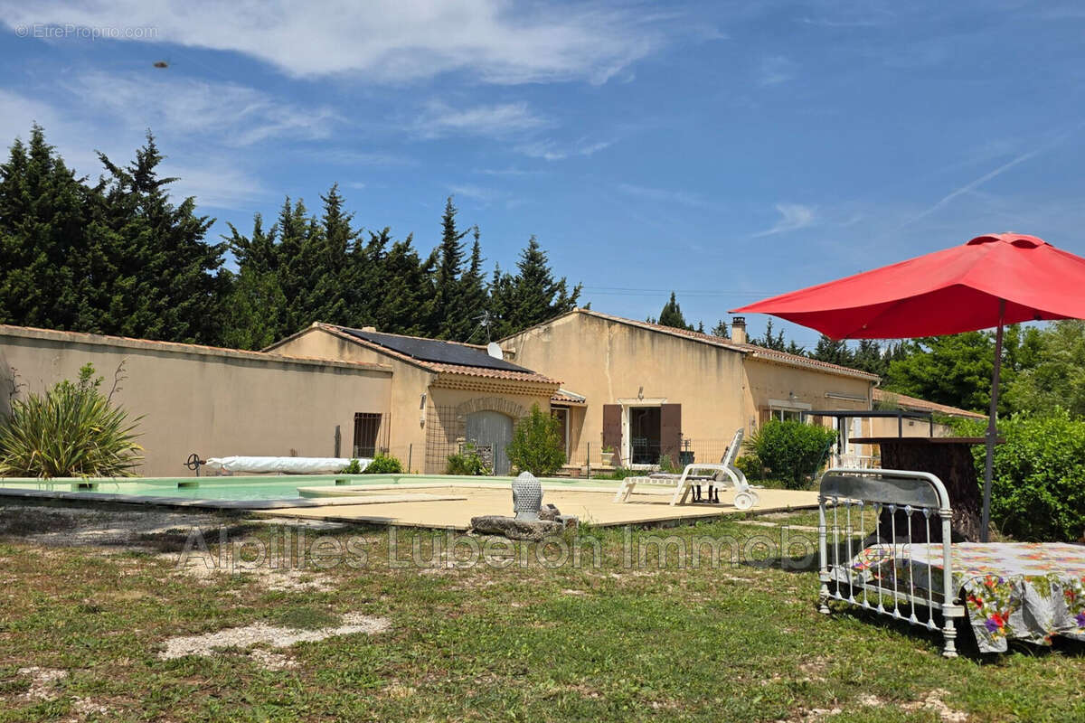 Maison à EYGALIERES