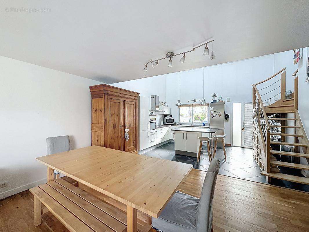 Maison 94 m² à Bohars  - photo 2