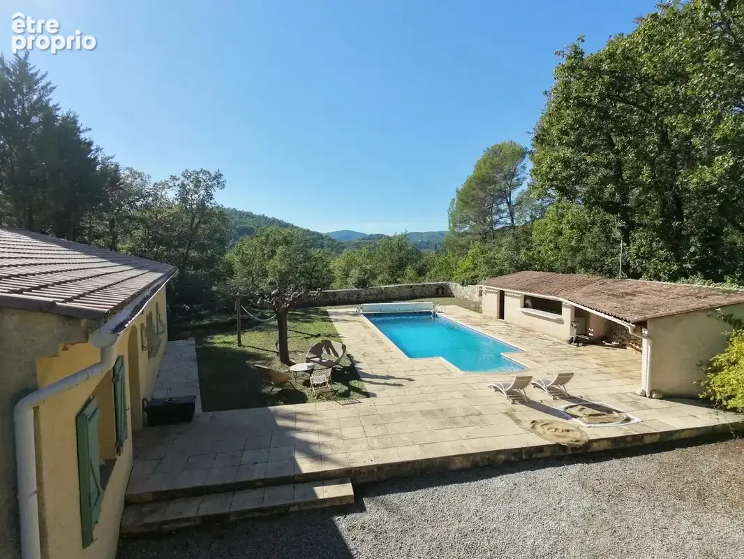 Callas – charme provençal, calme absolu et bel espace piscine - photo 1