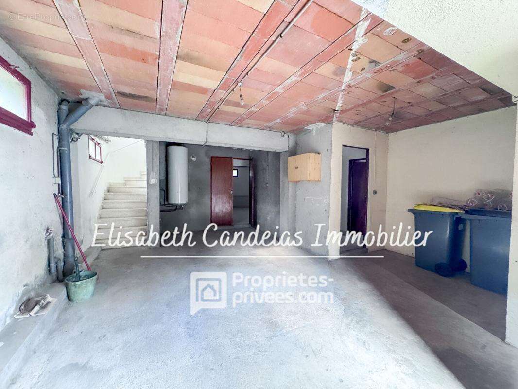 Grande maison familiale 5 chambres - Vue Pyrénées - Beau potentiel - photo 14