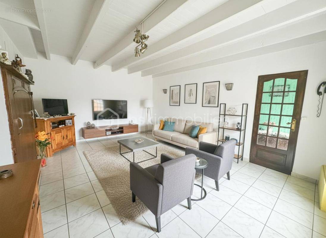 Maison à BAGUER-PICAN