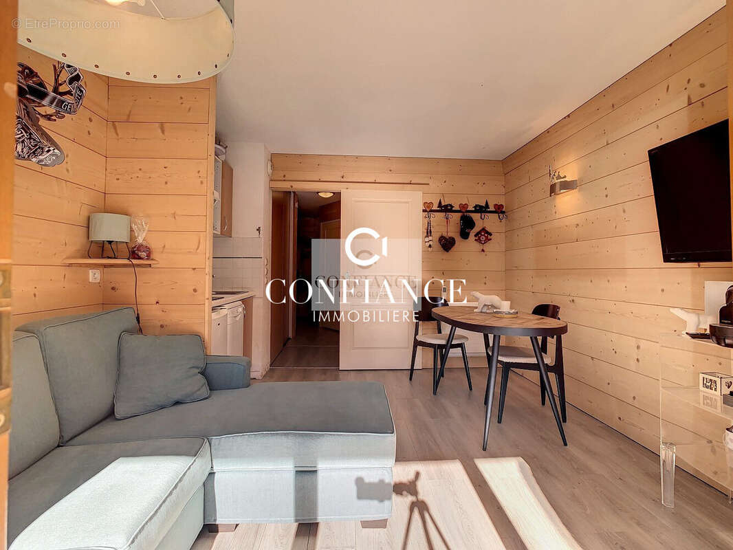 Appartement à SAINT-ETIENNE-DE-TINEE