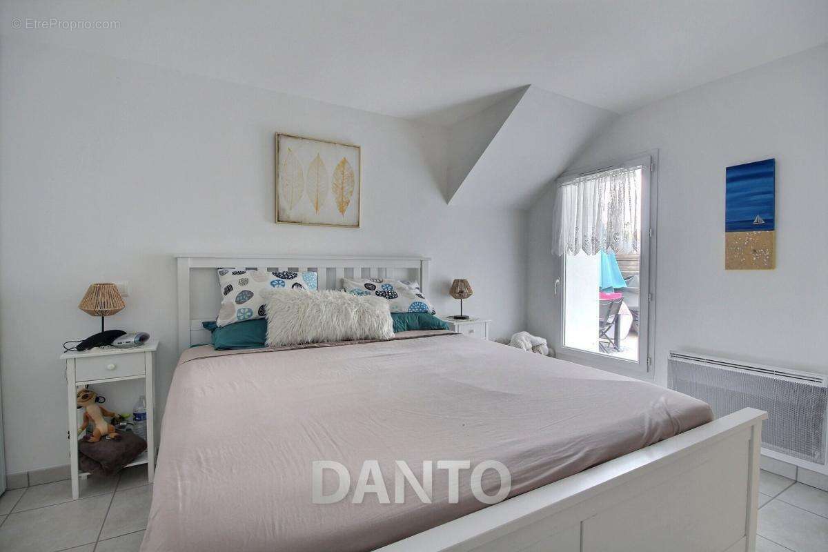 Appartement à MESQUER