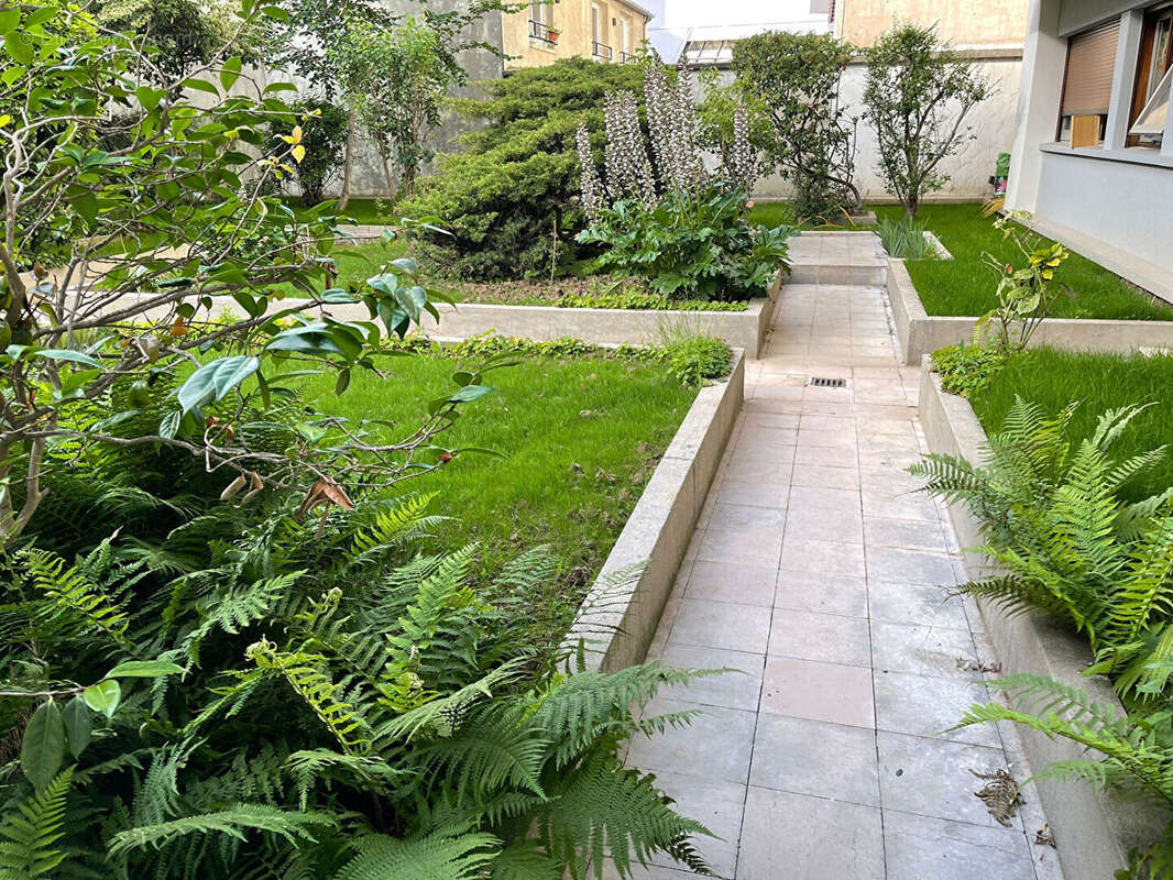 Local commercial 55m² paris 15eme - photo 10