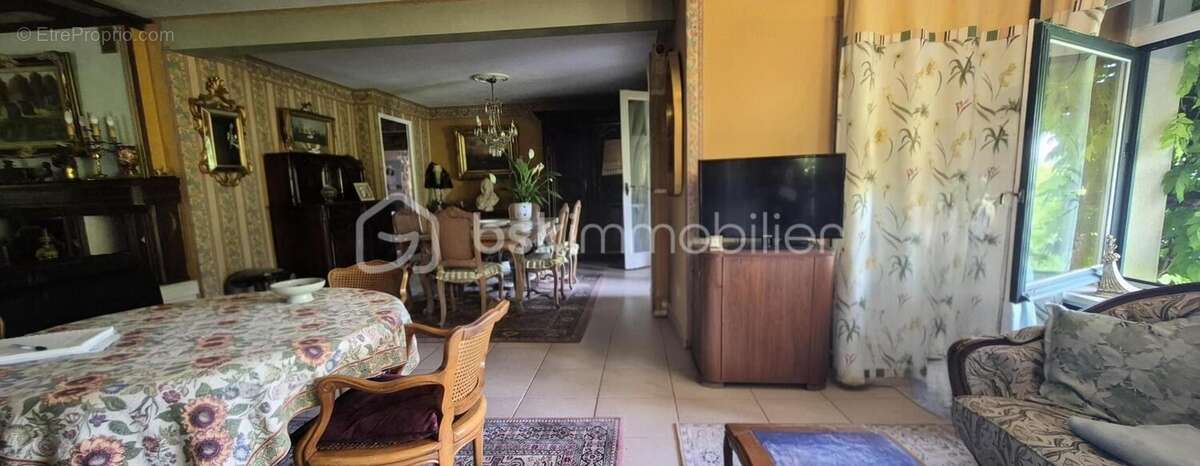 Maison spacieuse avec sous sol total et verranda – Vente unique - photo 6