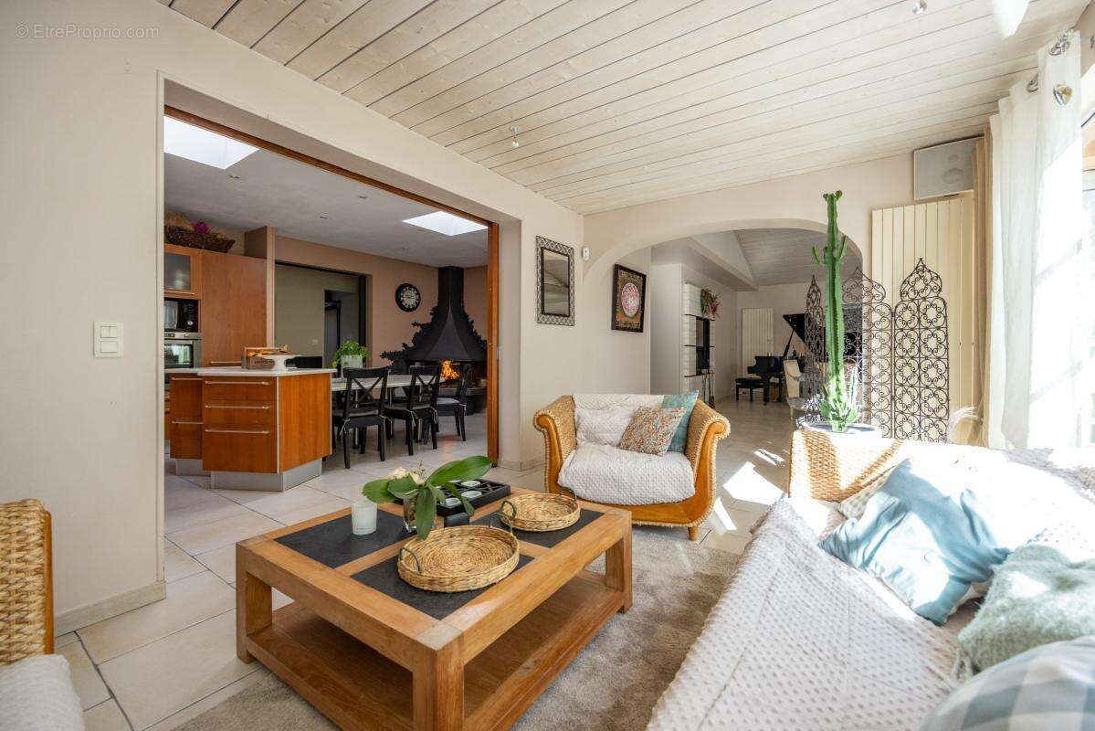 Maison à BASSE-GOULAINE